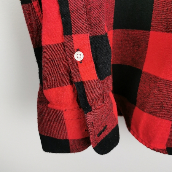 Slate & Stone Red Buffalo Plaid Button Down Shirt - Picture 9 of 9